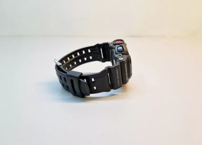 ZEGAREK MĘSKI NARĘCZNY CASIO G-SHOCK GW-9200