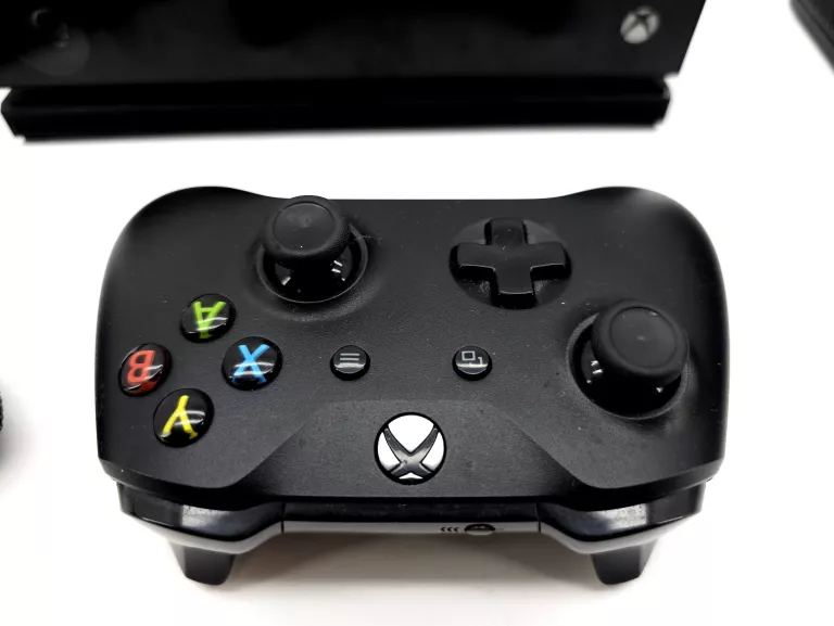 KONSOLA XBOX ONE KINECT GRY PAD
