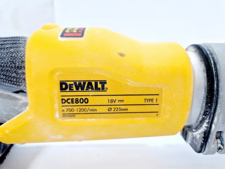 zyrafa-szlifierka-do-gipsu-dewalt-dce800-nxj-akumulator-40ah-ladowarka-maksymalna-predkosc-obrotowa-1200