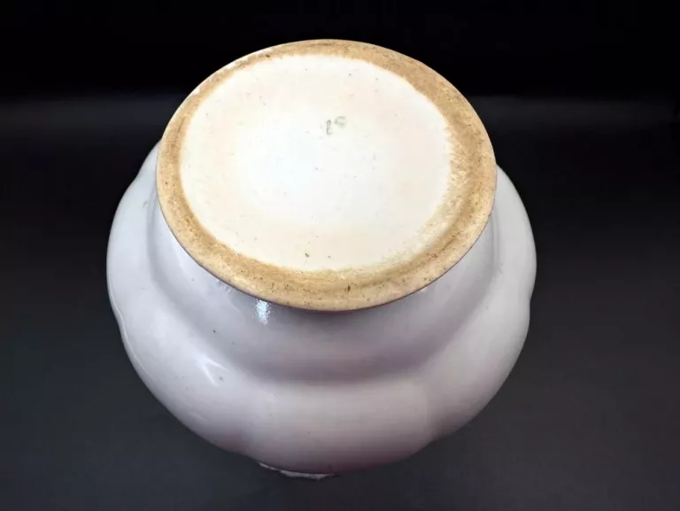 PORCELANA CHODZIEŻ IWONA WAZON 22 CM