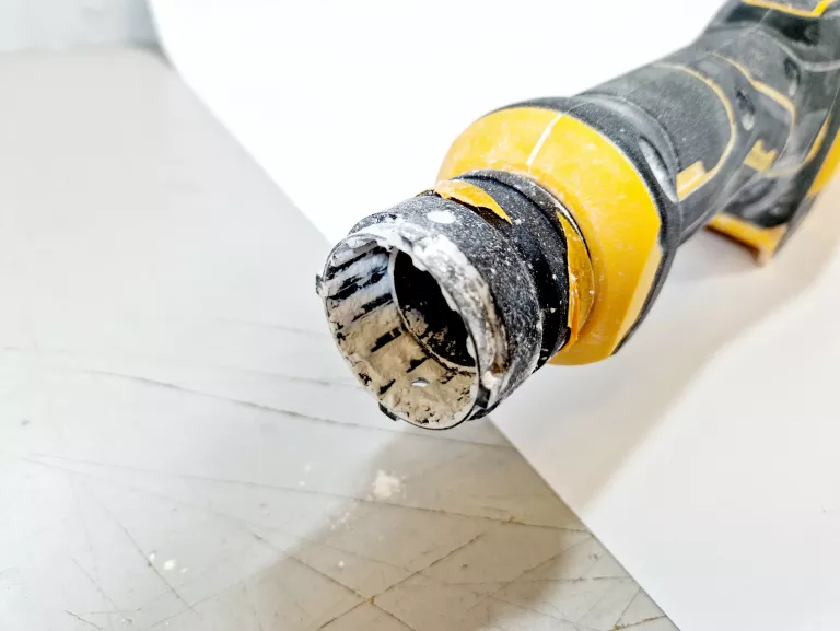 zyrafa-szlifierka-do-gipsu-dewalt-dce800-nxj-akumulator-40ah-ladowarka-system-mocowania-materialu-sciernego-205277-222917