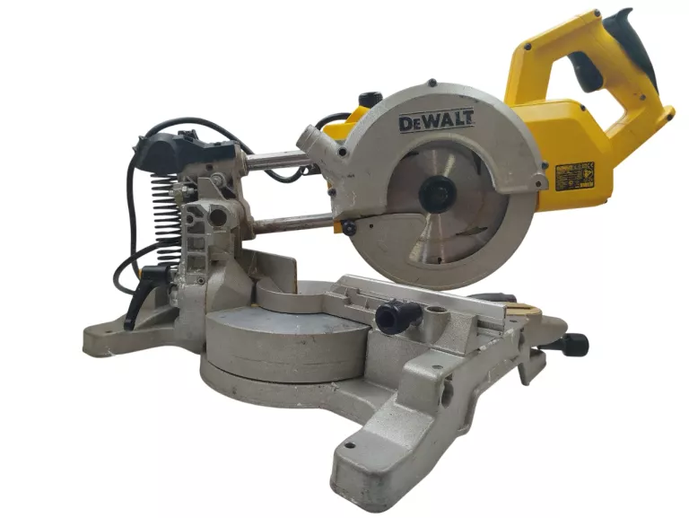 PIŁA UKOŚNICA DEWALT DW777 1800W + 200MMX32MM + 216MMX30MM + 190MMX30MM