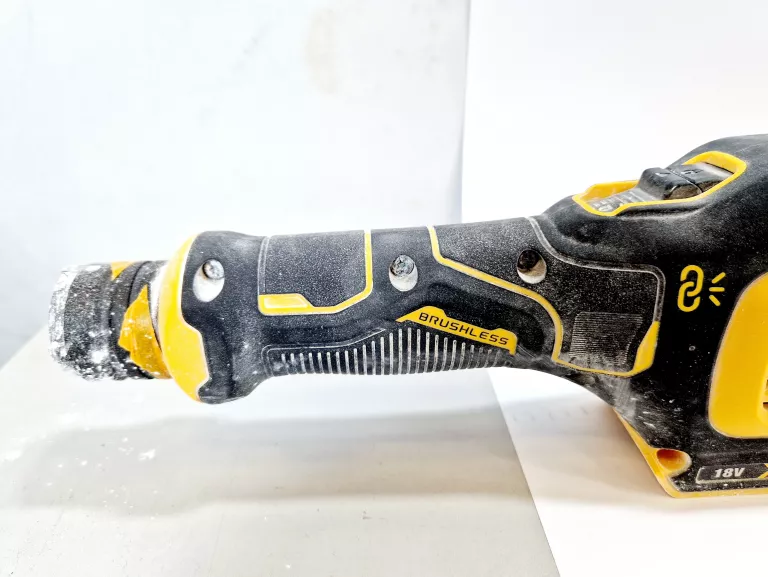 zyrafa-szlifierka-do-gipsu-dewalt-dce800-nxj-akumulator-40ah-ladowarka-stan-11323-2