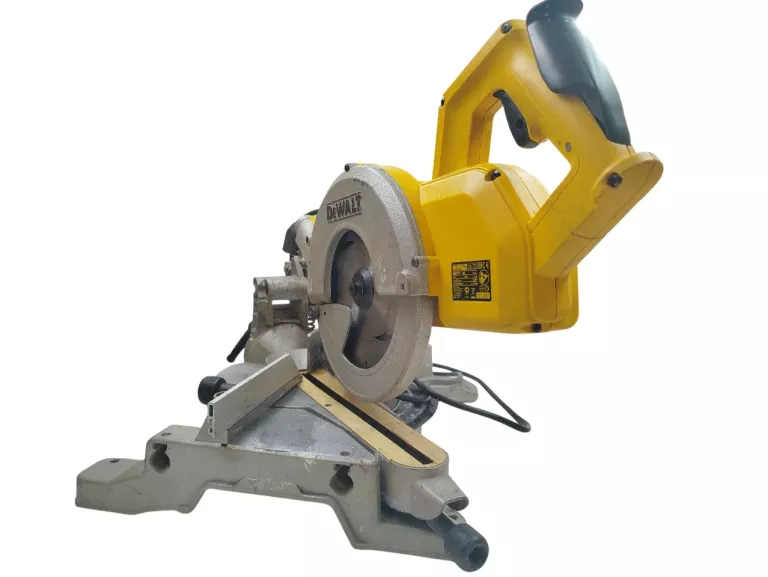 PIŁA UKOŚNICA DEWALT DW777 1800W + 200MMX32MM + 216MMX30MM + 190MMX30MM