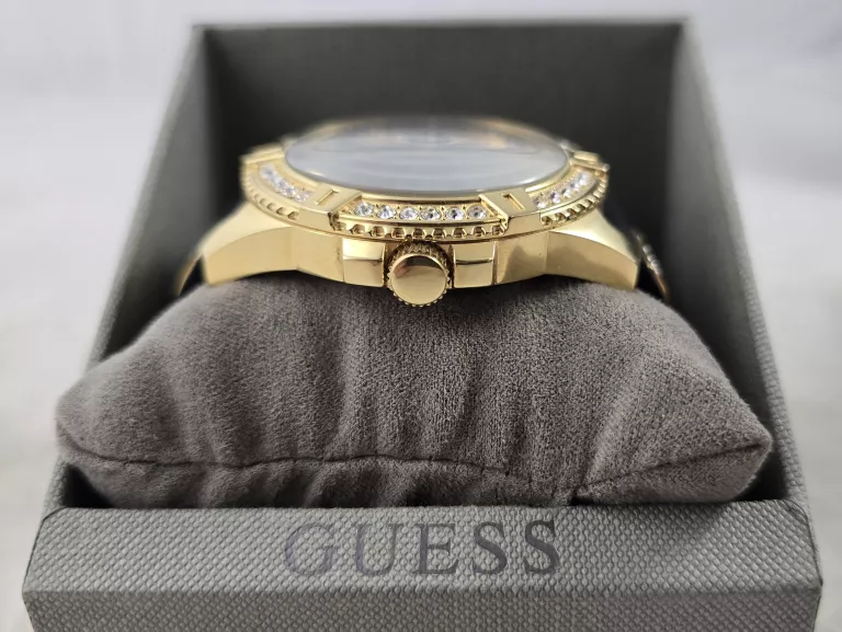 ZEGAREK GUESS FRONTIER W1132G1