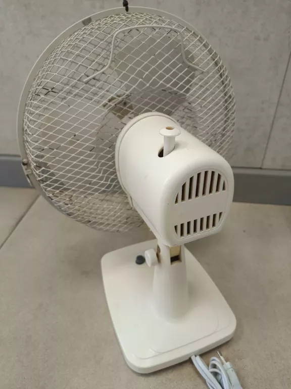 WENTYLATOR ELTA 9024N2 28 W 40 / 26 CM