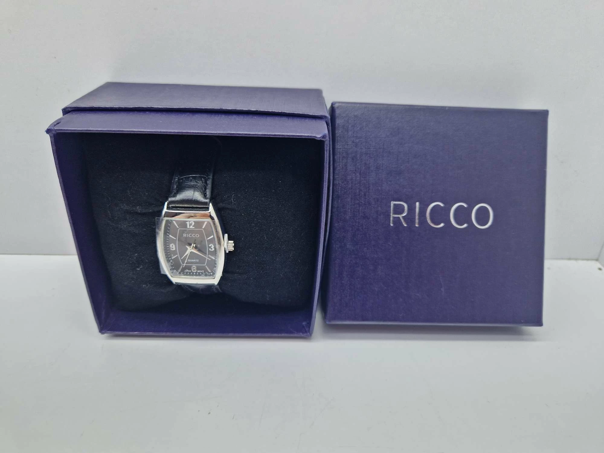 zegarek-ricco-quartz-jana-pawla-ii-9426-plock