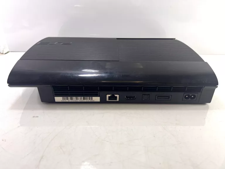 KONSOLA PS3 SUPER SLIM 500GB + 2PADY + GRA