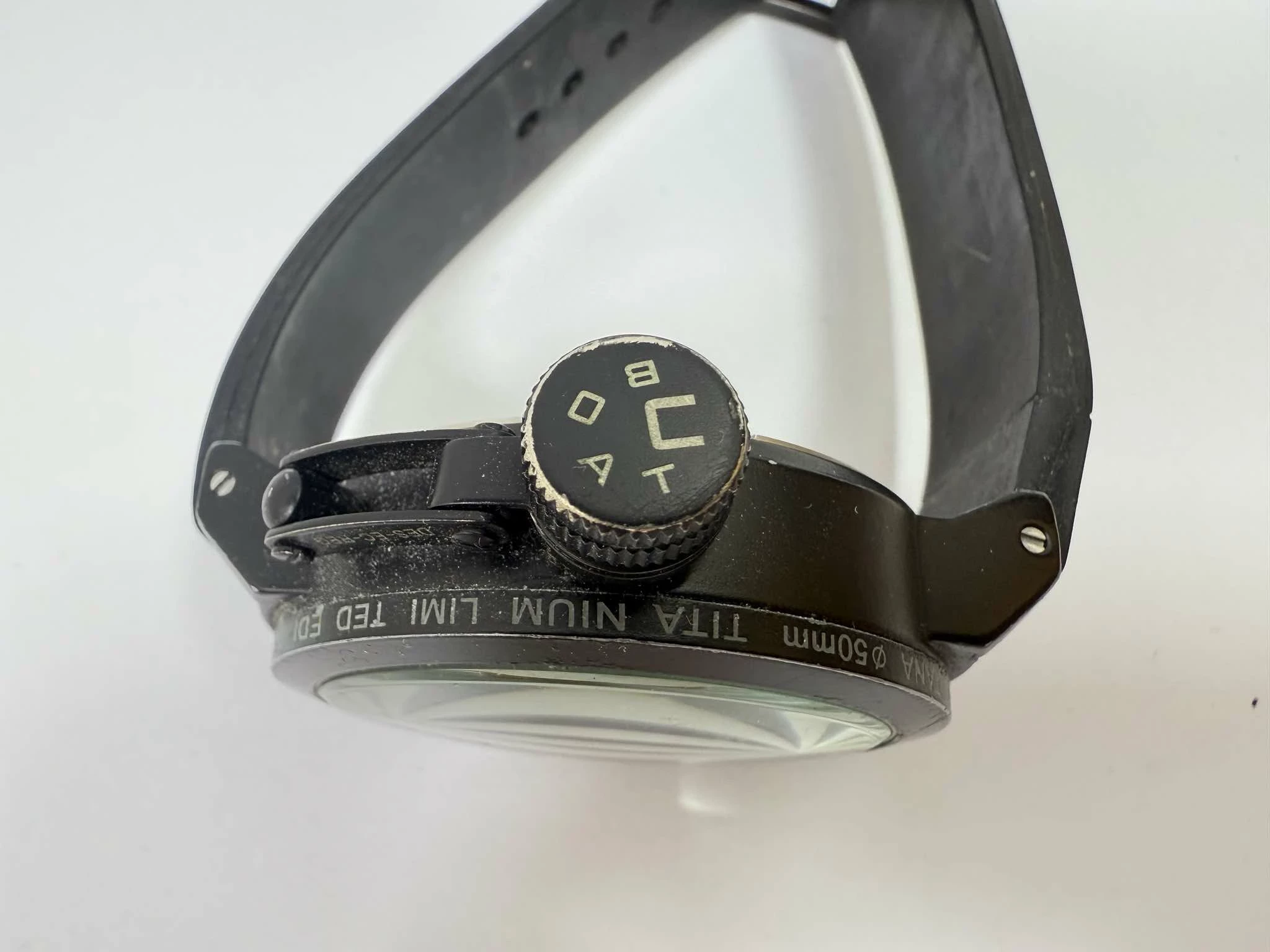 zegarek-u-boat-porysowany-replika-mechanizm-18738-1