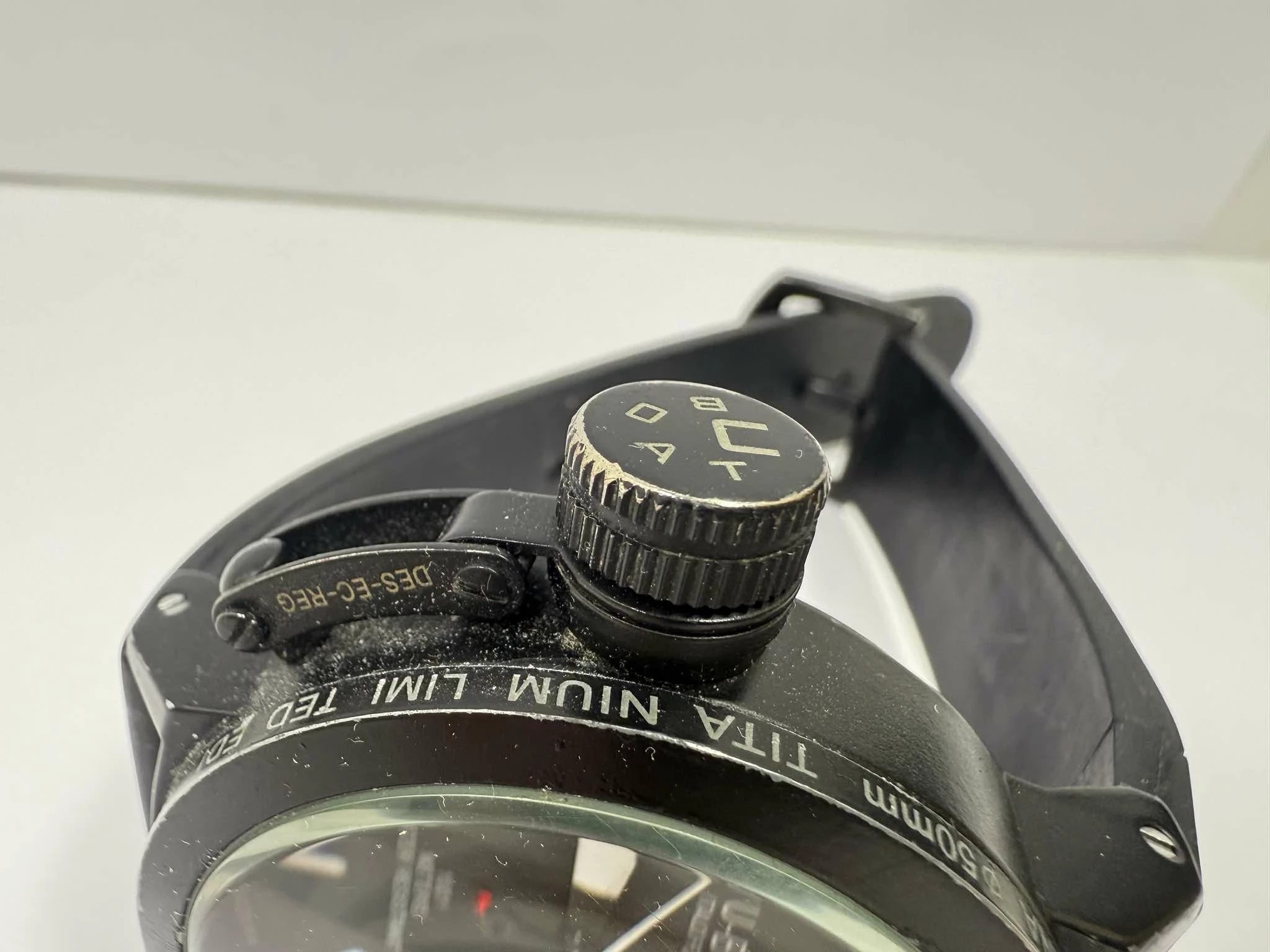 zegarek-u-boat-porysowany-replika-funkcje-220-2097152