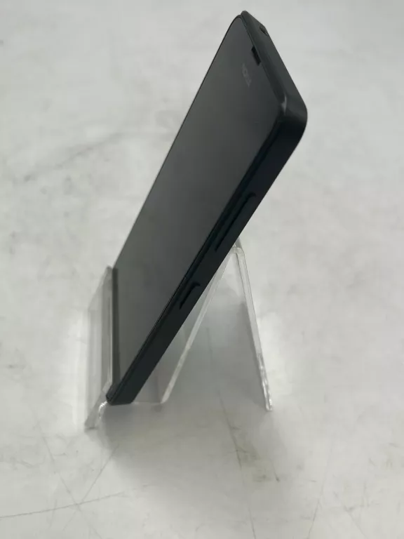 TELEFON NOKIA LUMIA 630