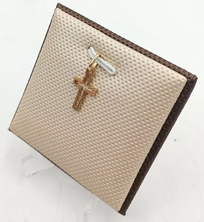 delikatna-zlota-zawieszka-krzyzyk-052g585-rodzaj-2205-2