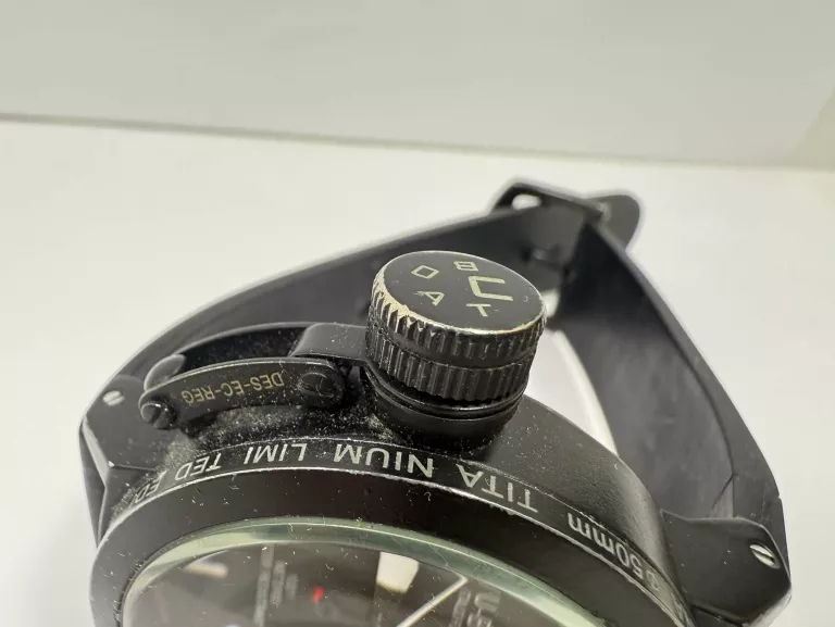 zegarek-u-boat-porysowany-replika-funkcje-220-2097152