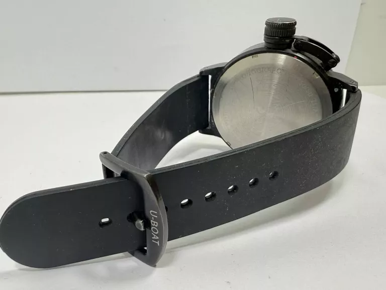 zegarek-u-boat-porysowany-replika-ksztalt-koperty-129223-2