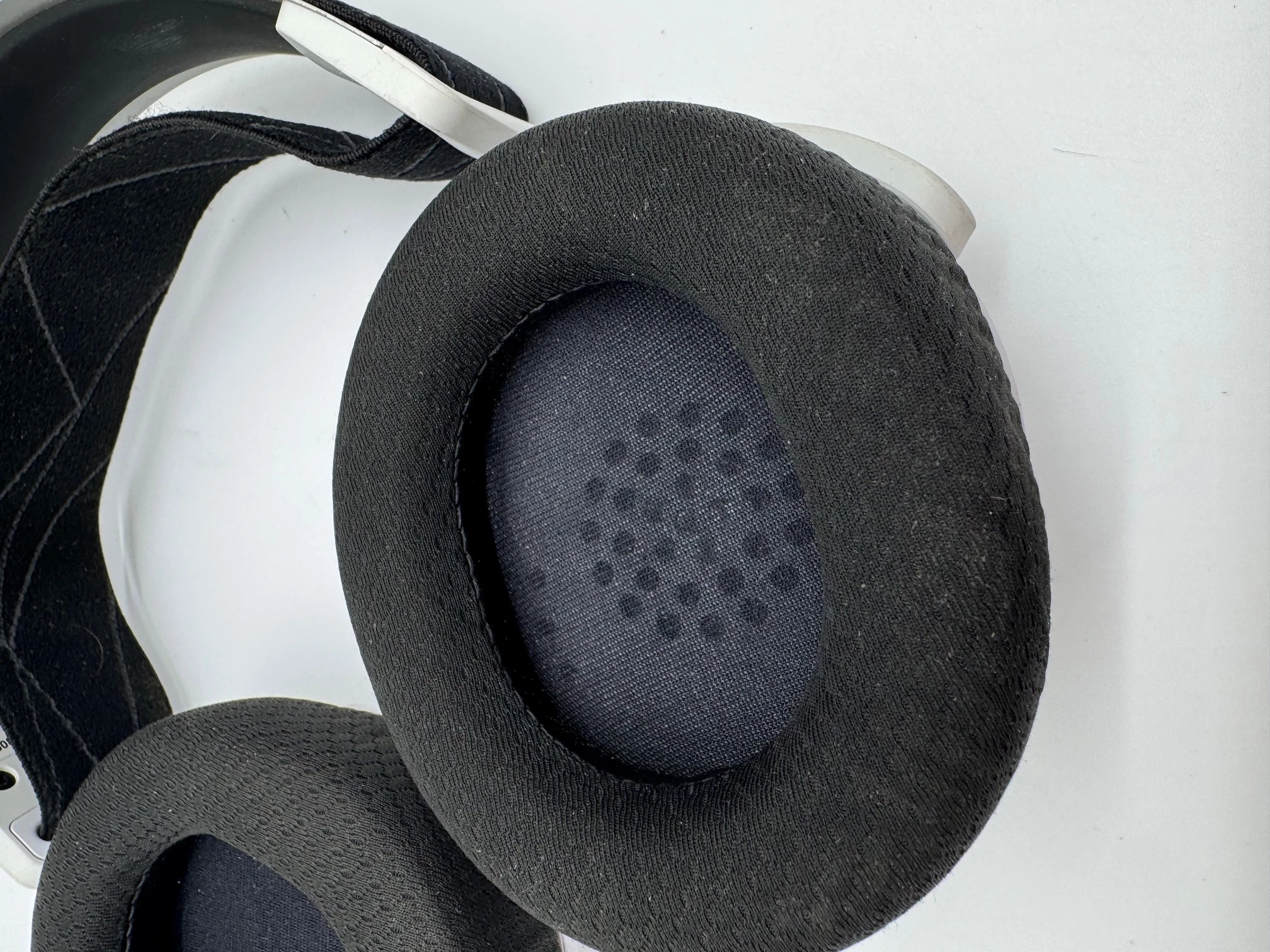 sluchawki-steelseries-arctis-7-solo-kod-producenta-61464