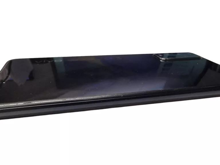 TELEFON VIVO V2027