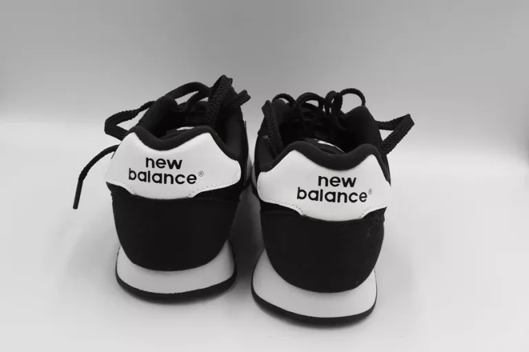 NEW BALANCE SNEAKERSY GM500EB2 CZARNY 40