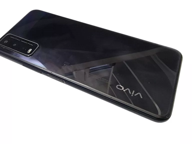 TELEFON VIVO V2027