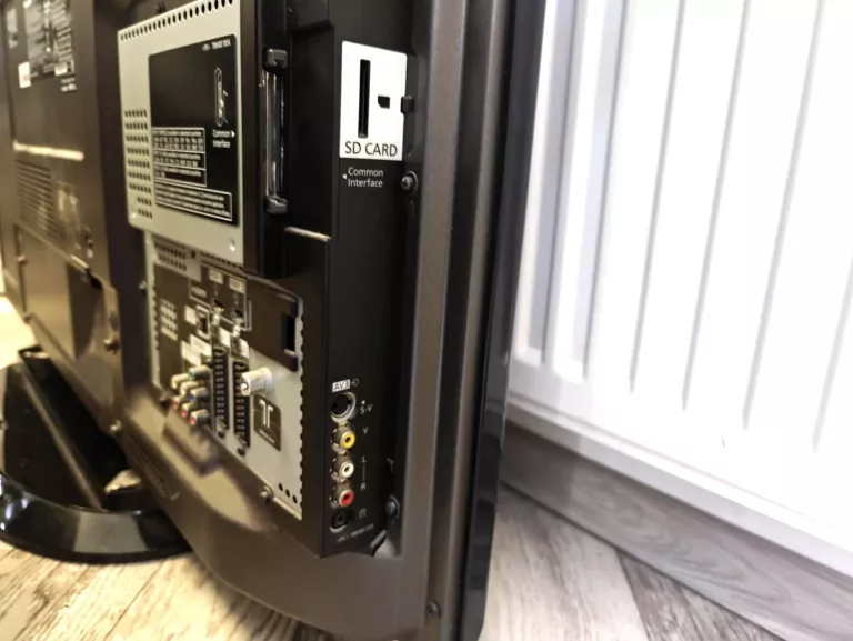 TELEWIZOR PANASONIC 42 CALE TX-P42U10E