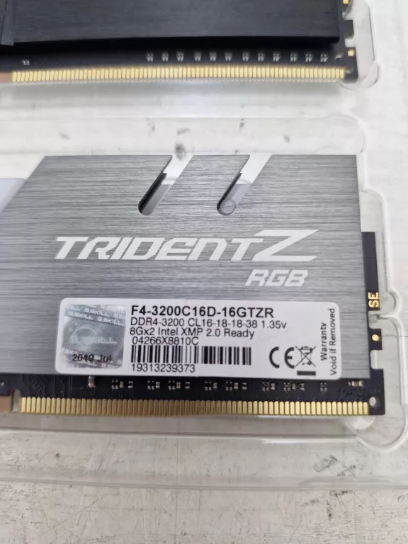PAMĘĆ RAM G.SKILL TRIDENTZ RGB DDR4 16GB (2X8GB) 3200MHZ CL16