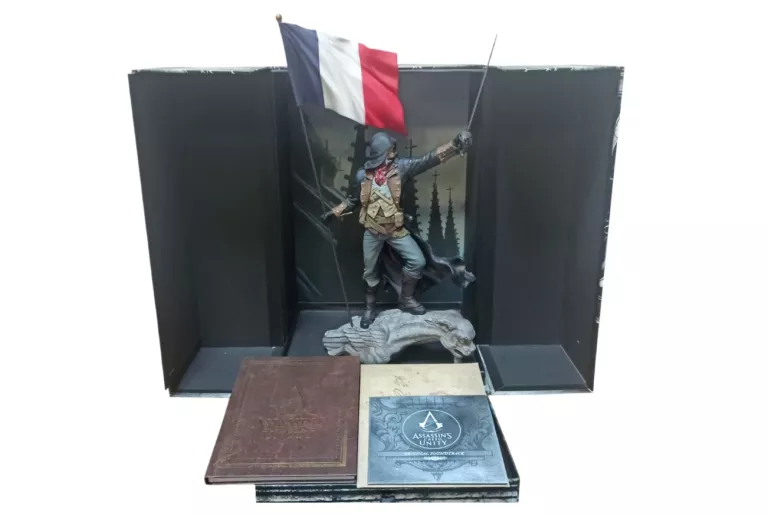 FIGURKA ASSASIN CREED UNITY NOTERDAME EDITION