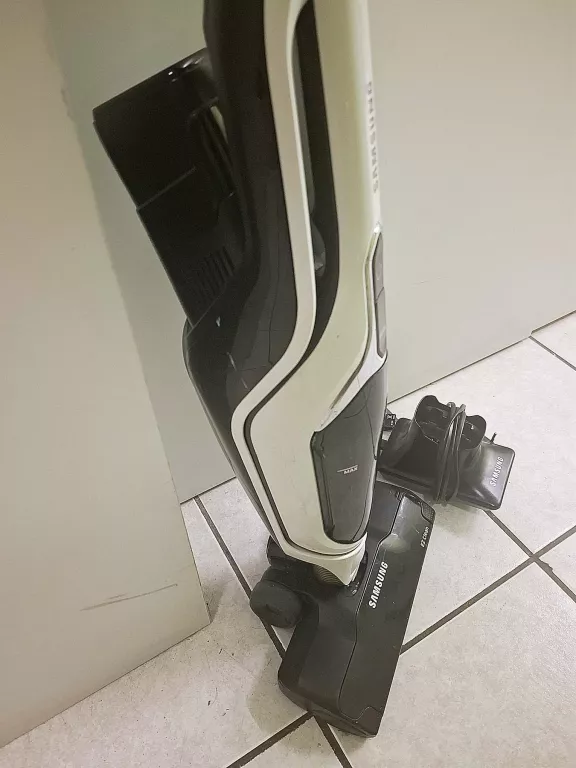 ODKURZACZ SAMSUNG POWERSTICK VS60K6050KW + ŁAD