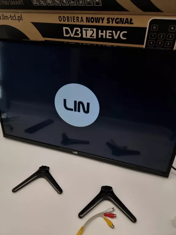 TELEWIZOR LIN - TCL 32D1700 SMART