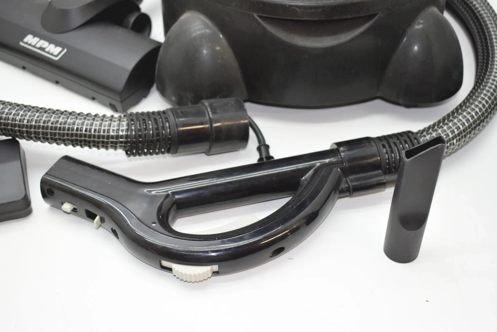 odkurzacz-pioracy-mpm-2400w-mod-22-uszkodzony-stan-11323-238062