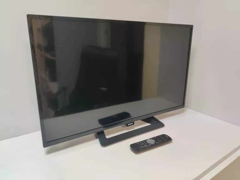 TELEWIZOR PHILIPS 32PHH4100/88 + PILOT