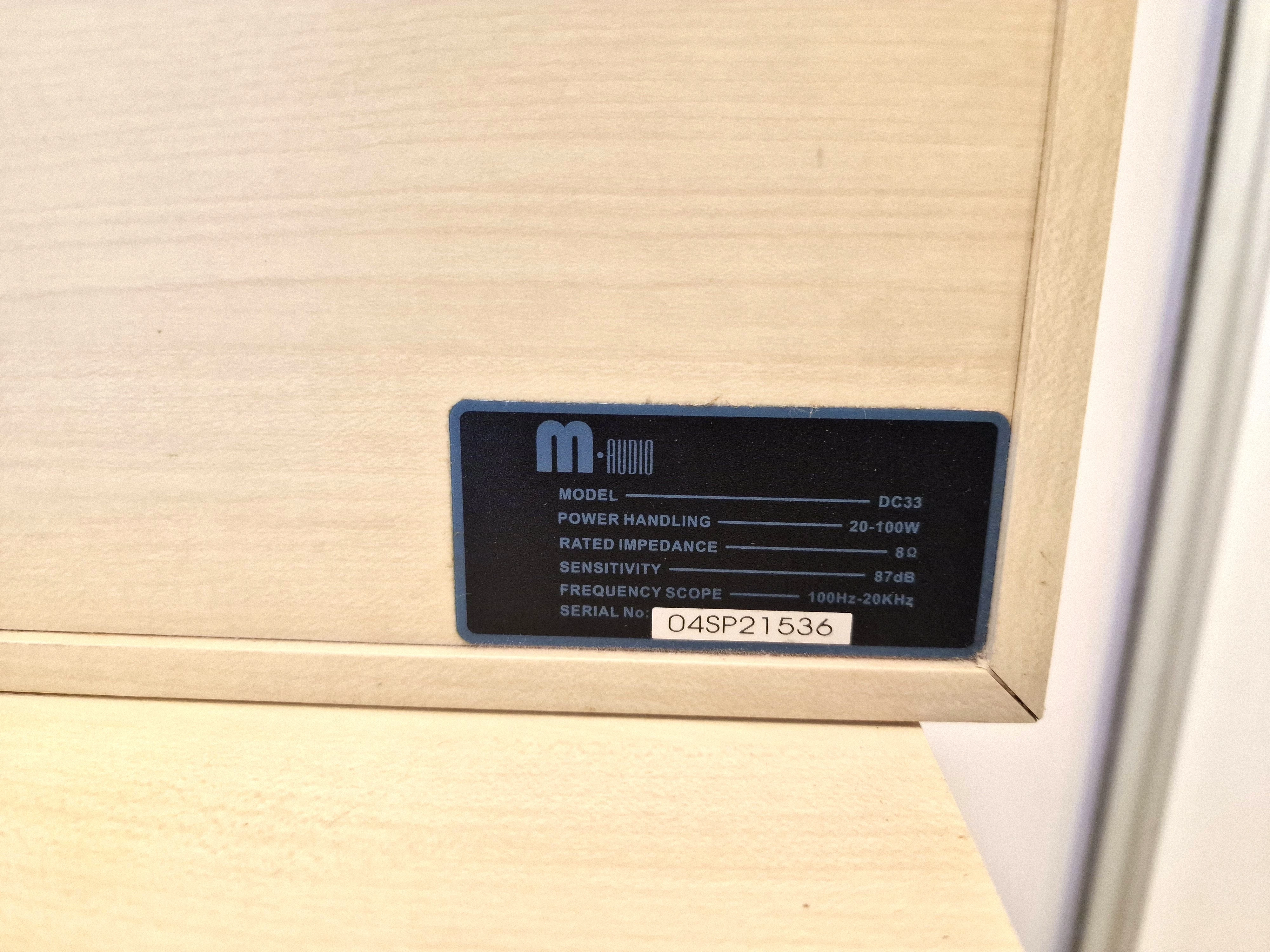 zestaw-pieciu-glosnikow-m-audio-50-rodzaj-subwoofera-208186-235342