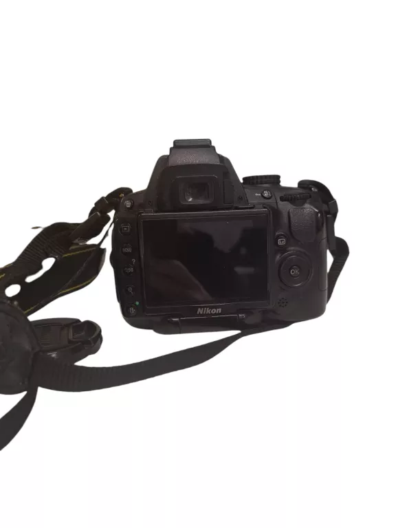 LUSTRZANKA CYFROWA NIKON D5000 + OBIEKTYW 18 STAN BARDZO DOBRY