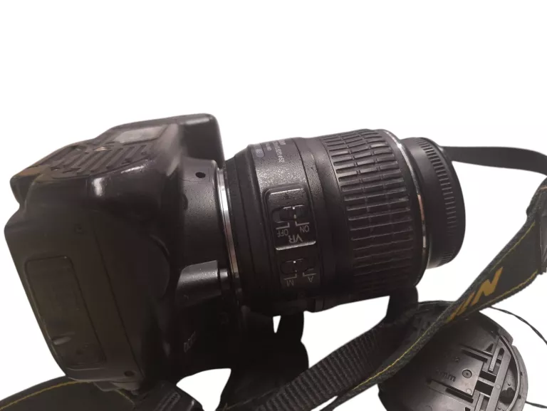 LUSTRZANKA CYFROWA NIKON D5000 + OBIEKTYW 18 STAN BARDZO DOBRY