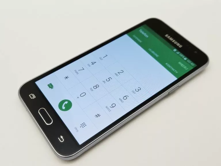 TELEFON SAMSUNG GALAXY J3 2016