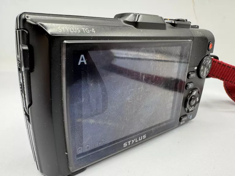 APARAT OLYMPUS TG-4