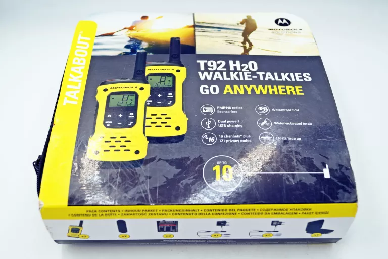MOTOROLA T92 H20 WALKIE-TALKIES