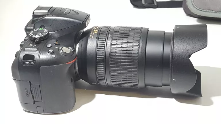 NIKON D5300 + NIKKOR VR 18-105 MM TORBA PRZEBIEG 16431