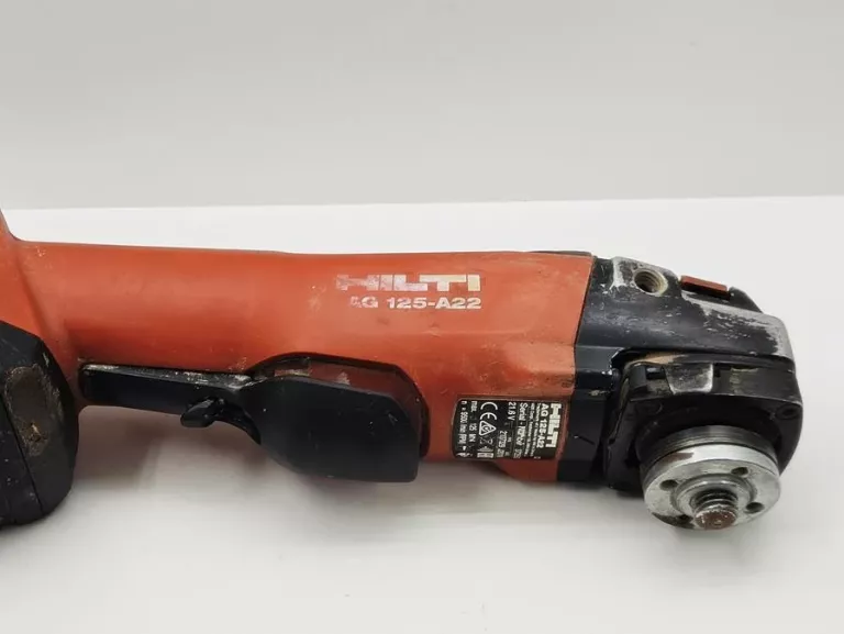 SZLIFIERKA KĄTOWA HILTI AG 125-A22 ŁADOWARKA I 2X AKUMULATOR 5,2AH