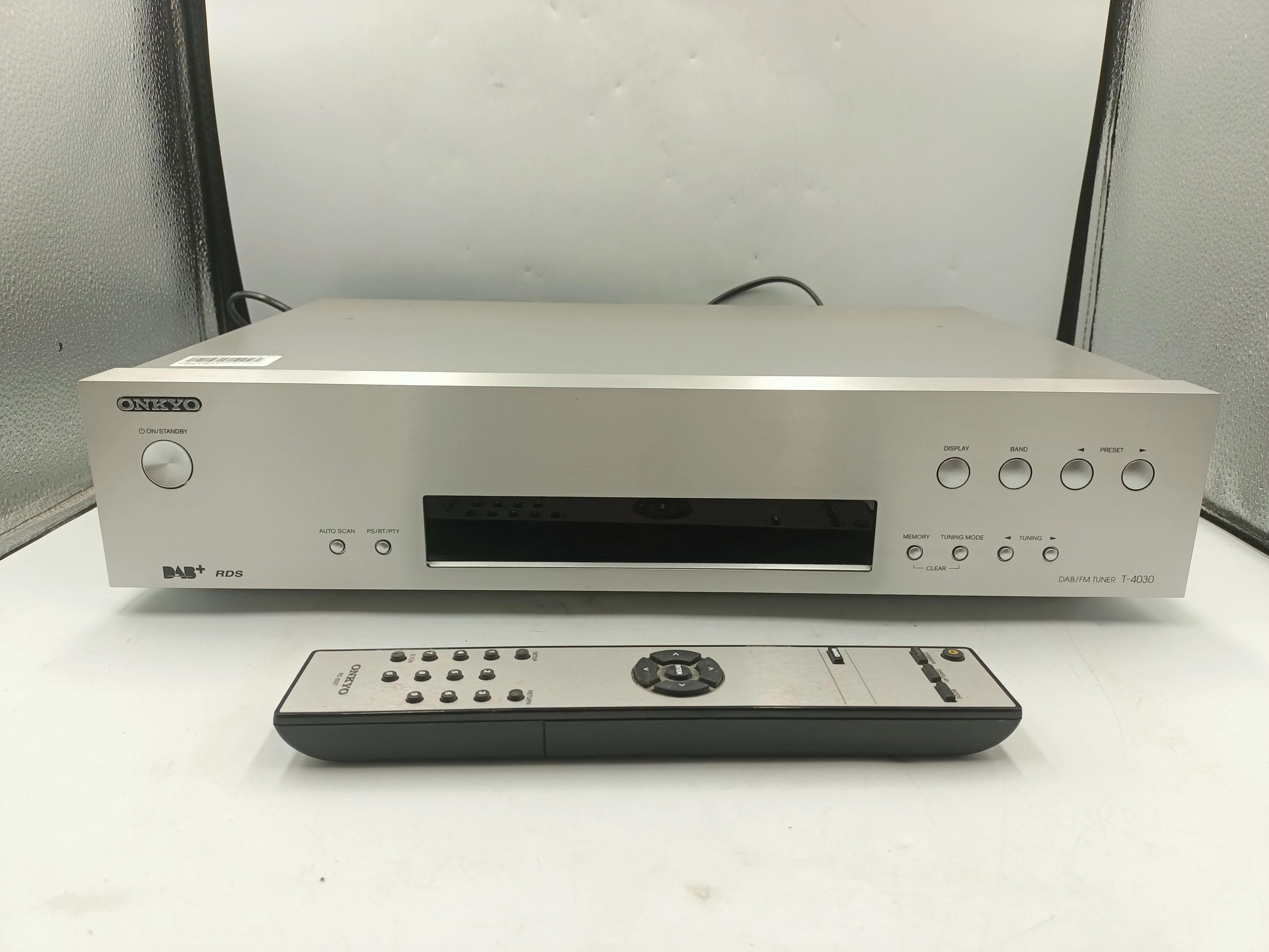 tuner-radiowy-onkyo-t-4030-pilot-niepodleglosci-26-czechowice-milz-2