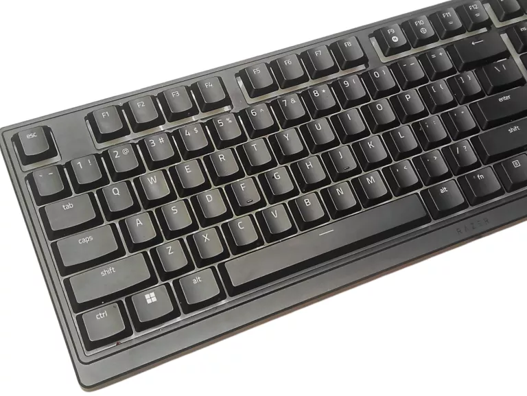 KLAWIATURA RAZER ORNATA V3 (RAZER MECHA-MEMBRANE)