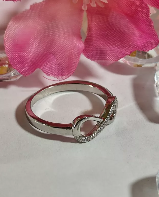 SREBRNY PIERŚCIONEK NIESKOŃCZONOŚĆ 2,2 G 925