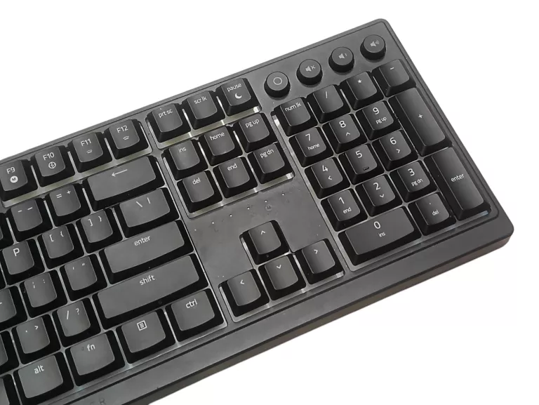 KLAWIATURA RAZER ORNATA V3 (RAZER MECHA-MEMBRANE)
