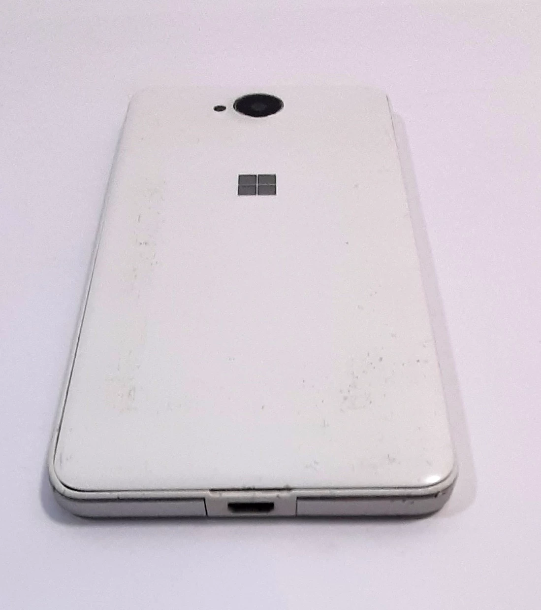 telefon-microsoft-lumia-650-bialy-wbudowana-pamiec-202869-214201
