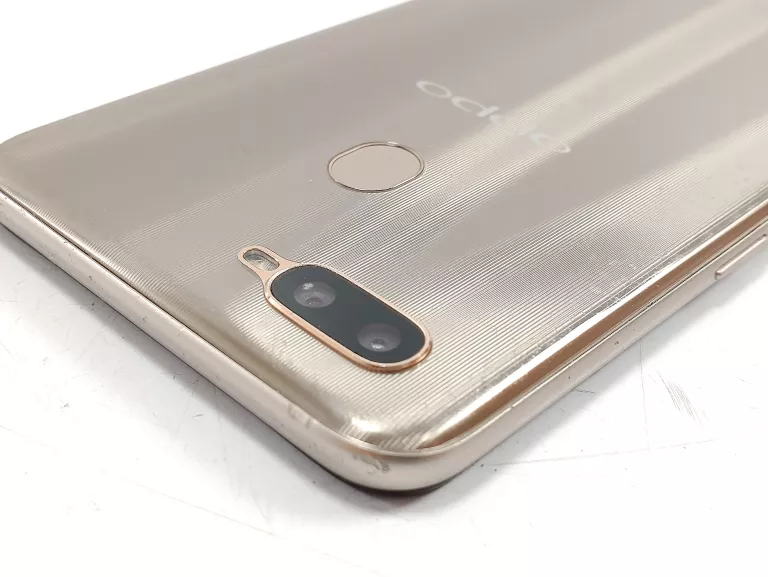TELEFON OPPO AX7 3/64GB