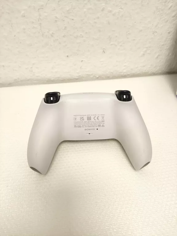 KONSOLA SONY PS5 SLIM ZESTAW