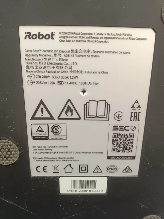 ROBOT SPRZĄTAJĄCY IROBOT ROOMBA I7 + STACJA ADE-N2