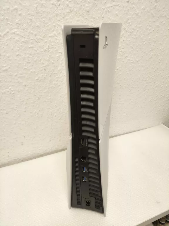 KONSOLA SONY PS5 SLIM ZESTAW