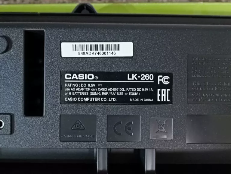 KEYBOARD CASIO LK-300
