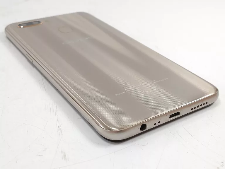 TELEFON OPPO AX7 3/64GB