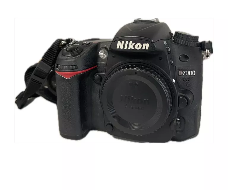 NIKON D7000