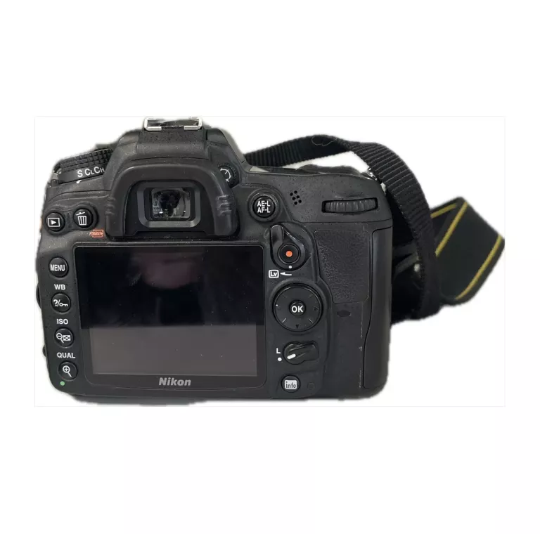 NIKON D7000